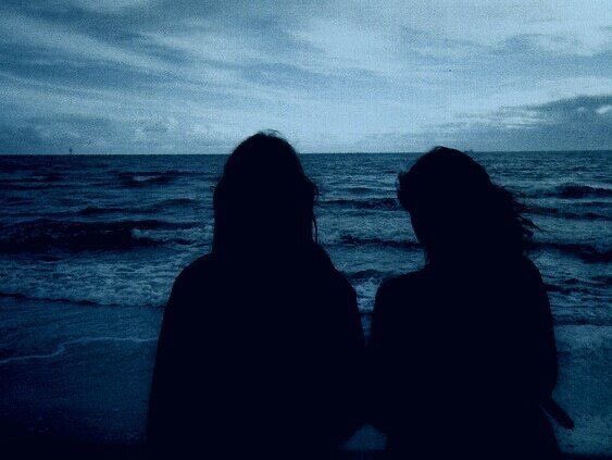 __hanhani's tweet photo. 2017~2025 🩵🤍 

April 11 https://t.co/LADvggYBve