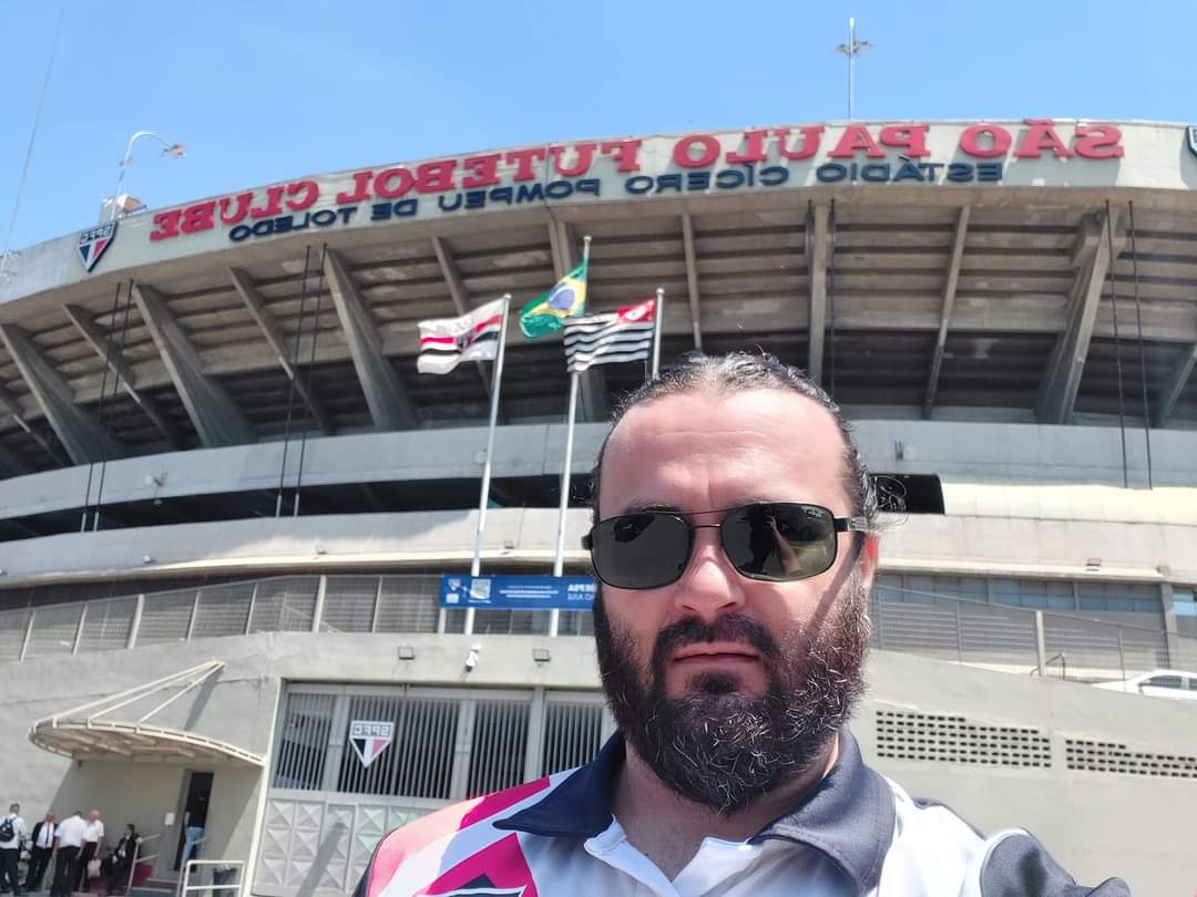 Hoje na #copalibertadores2025 meu <a href="/SaoPauloFC/">São Paulo FC</a> vai ressignificar meu dia!
Vamo São Paulo! 
Juntos contra tudo e contra todos!