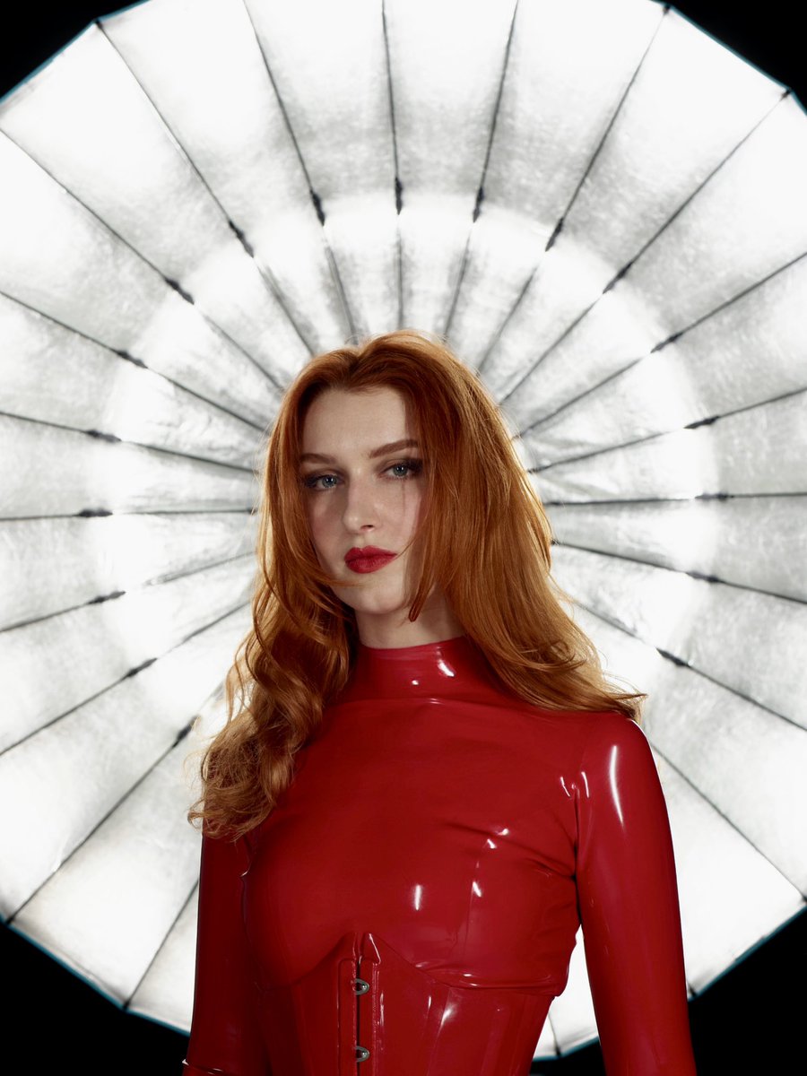 An all consuming fire 
📸: <a href="/XetaDcl/">xeta</a>