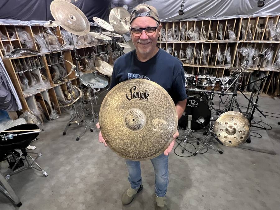 Welcome Scott Kay, drummer for the legendary Commodores, to the Soultone family! 🥁🔥

We’re proud to have Scott bring his iconic groove to the Soultone family!

#SoultoneCymbals #SoultoneCymbalsArtist #ScottKay #TheCommodores