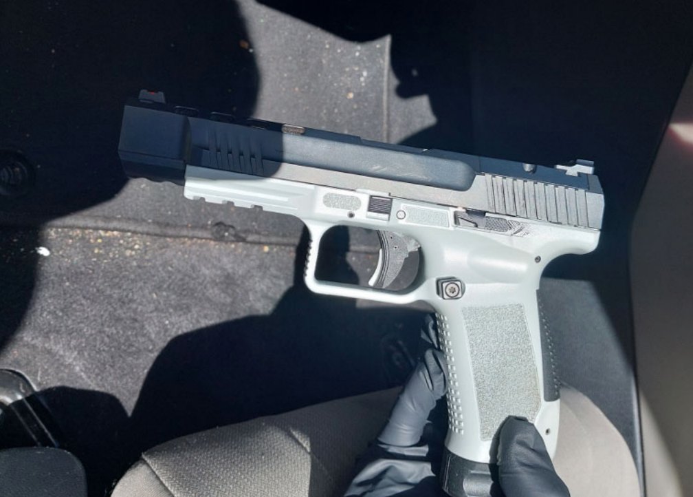 San Francisco Police (@sfpd) on Twitter photo DMACC FUGITIVE RECOVERY ENFORCEMENT OPERATION: 67 arrests were made, over 3 ounces of narcotics were seized, and a firearm was recovered during a joint DMACC operation with <a href="/SheriffSF/">SF Sheriff's Office</a> around the city's Tenderloin, Mission, and Southern Districts!
This one-day operation was part DMACC FUGITIVE RECOVERY ENFORCEMENT OPERATION: 67 arrests were made, over 3 ounces of narcotics were seized, and a firearm was recovered during a joint DMACC operation with <a href="/SheriffSF/">SF Sheriff's Office</a> around the city's Tenderloin, Mission, and Southern Districts!
This one-day operation was part