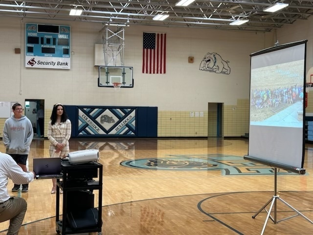 LCCMiddleSchool's tweet photo. Laurel-Concord-Coleridge Middle School was one of three Siouxland middle schools recognized by KTIV to receive this year's KTIV "Making A Difference" Award.  The middle school receives a field trip to Arnold's Park and a $1,000 donation from Farrell's Heating &amp; Air Conditioning. https://t.co/QXDCo5SR7I