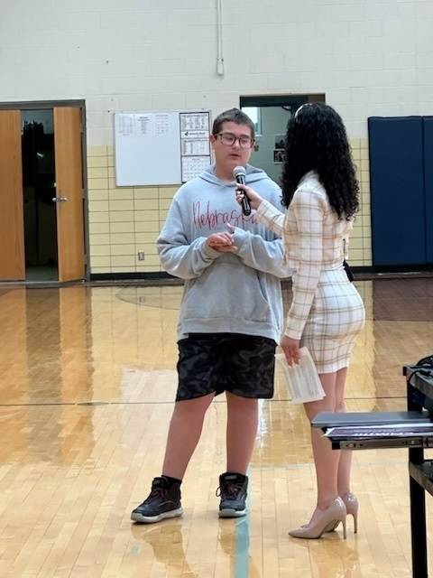 LCCMiddleSchool's tweet photo. Laurel-Concord-Coleridge Middle School was one of three Siouxland middle schools recognized by KTIV to receive this year's KTIV "Making A Difference" Award.  The middle school receives a field trip to Arnold's Park and a $1,000 donation from Farrell's Heating &amp; Air Conditioning. https://t.co/QXDCo5SR7I