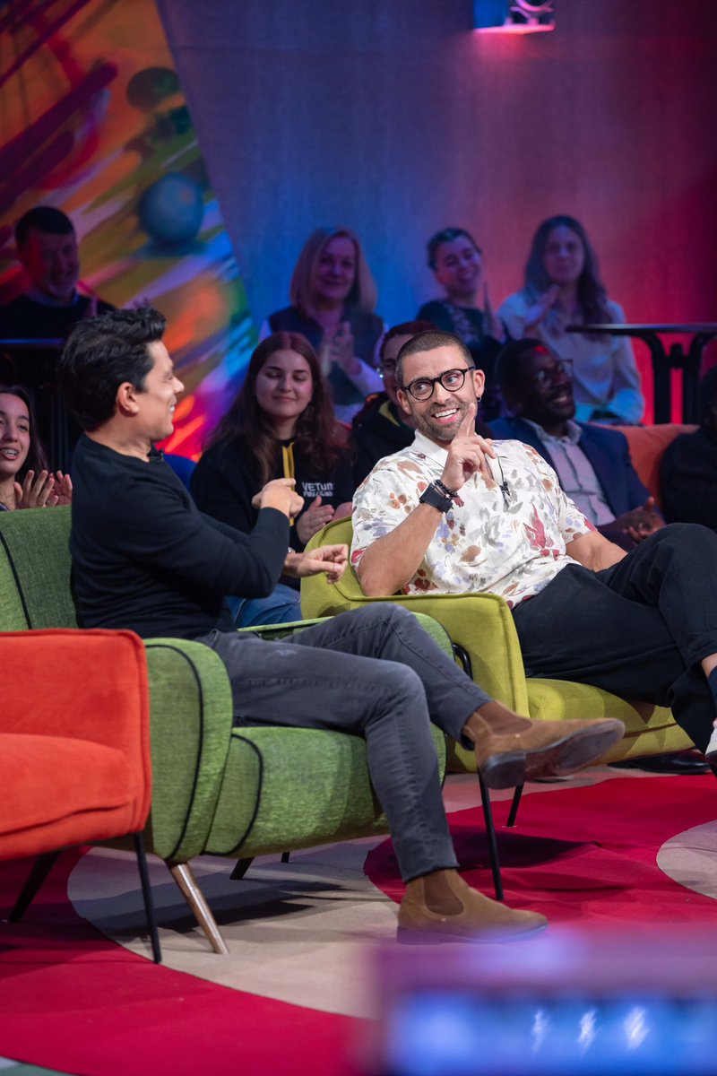 5meianoite tweet media