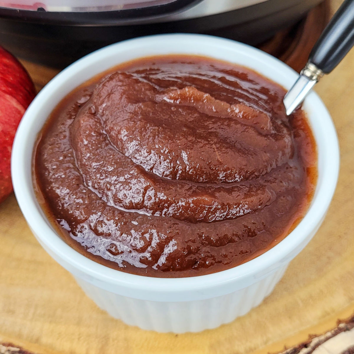HappyMothering's tweet photo. Instant Pot Apple Butter: https://t.co/qBUHVDxaVg https://t.co/7w3xqXyCPV