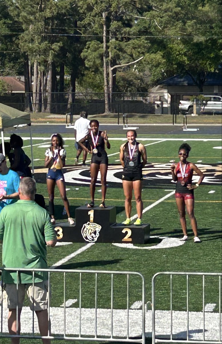 Sophomore Addison Rogers with the Area Championship 400m Title!! Congrats Addison! On to Regionals!!
#Swoop