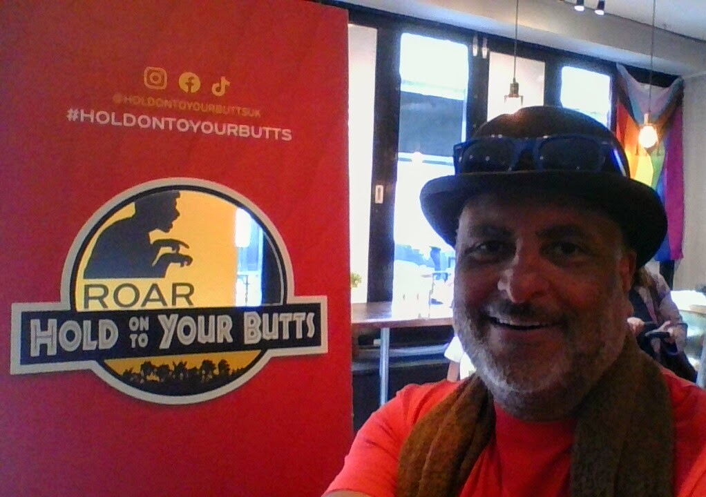 A Londoner's London (@londonerslondon) on Twitter photo Londoners know if something meant to happen, it invariably will. Having missed <a href="/RecentCutbacks/">recentcutbacks</a> hilarious #holdontoyourbutts at <a href="/arcolatheatre/">Arcola Theatre</a> month ago. Given a free ticket by a friend to see it today <a href="/theartstheatre/">Arts Theatre West End</a>. Go see it quick
#LetsGuide #UniquelyLondon #ALondonersLife3 Londoners know if something meant to happen, it invariably will. Having missed <a href="/RecentCutbacks/">recentcutbacks</a> hilarious #holdontoyourbutts at <a href="/arcolatheatre/">Arcola Theatre</a> month ago. Given a free ticket by a friend to see it today <a href="/theartstheatre/">Arts Theatre West End</a>. Go see it quick
#LetsGuide #UniquelyLondon #ALondonersLife3