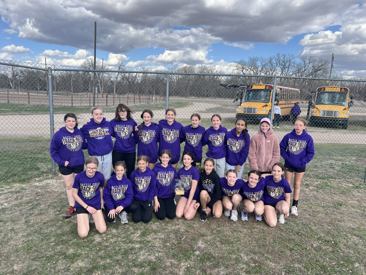 BCBraves's tweet photo. Jr High Track teams are coming home with some hardware!!

7th girls 1st place with 132.5 points 🥇
7th boys 1st place with 127 points 🥇
8th girls 1st place with 156 points🥇
8th boys 3rd place with 110.5 points

Great job today! Back in action Monday in at Boone!! https://t.co/qa08cp03bm
