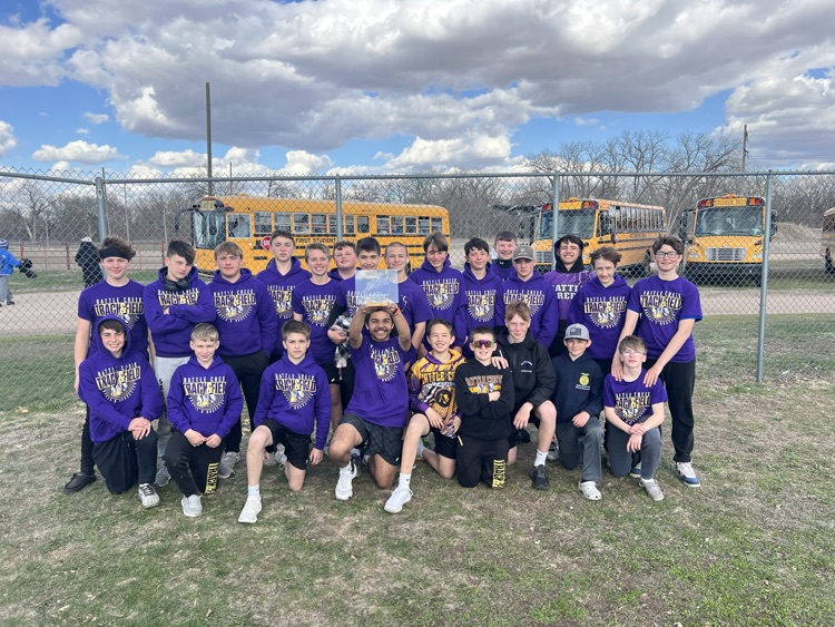 Jr High Track teams are coming home with some hardware!!

7th girls 1st place with 132.5 points 🥇
7th boys 1st place with 127 points 🥇
8th girls 1st place with 156 points🥇
8th boys 3rd place with 110.5 points

Great job today! Back in action Monday in at Boone!!