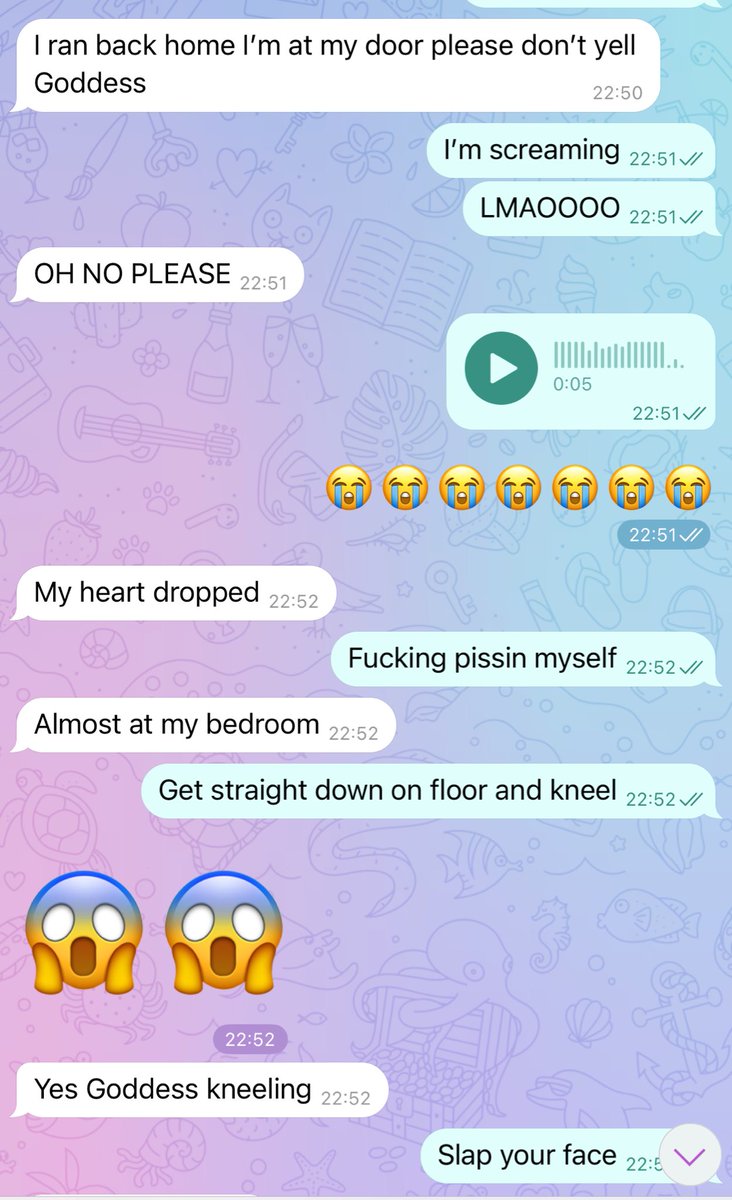 taylorhearts_xx's tweet photo. What could possibly go wrong when you have a nanny cam in your parents house and you go for a walk 🚶 😭😭😭😭 https://t.co/r8xiNUguIf