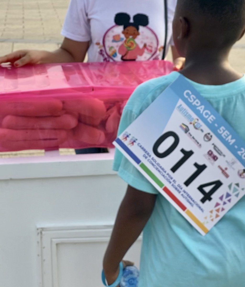 Out for a good cause in Malabo, Equatorial Guinea, with  
#AutismoGE as we honoured WORLD #AUTISM AWARENESS DAY, in solidarity with autistic children/people &amp; their families in our community. 

Kudos to @Bela for powerfully standing behind this platform.
#RuntheRace #Contribute