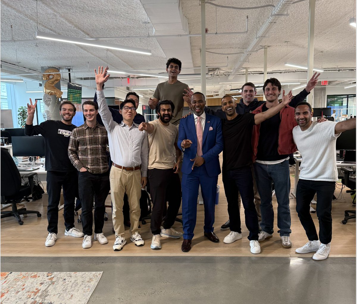 always a blast hanging with the world most crypto forward (and fun) Head of State @BermudaPremier 🎉