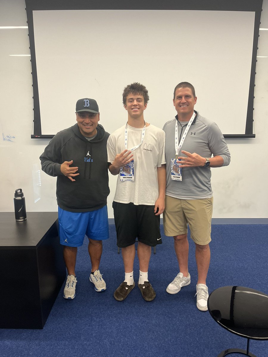 Bode Sparrow (@bode_sparrow) on Twitter photo After a great visit I’m excited and Grateful to have received an Offer to UCLA!! 4’s up! #gobruins 🐻
<a href="/DeShaunFoster26/">DeShaun Foster</a> <a href="/MalloeMalloe/">Ikaika Malloe</a> <a href="/CoachWhiteEra/">Scott White ✈️</a> <a href="/JetsonBland/">Jordan Bland</a> <a href="/TyreeThompson05/">Coach Thompson</a> <a href="/coach_meat/">Demetrice”Coach Meat”Martin</a> <a href="/BlairAngulo/">Blair Angulo</a> <a href="/BrandonHuffman/">Brandon Huffman</a> <a href="/GregBiggins/">Greg Biggins</a> <a href="/ScottPeery2/">Scott Peery</a> <a href="/DavisDartsFB/">Davis High Football</a> After a great visit I’m excited and Grateful to have received an Offer to UCLA!! 4’s up! #gobruins 🐻
<a href="/DeShaunFoster26/">DeShaun Foster</a> <a href="/MalloeMalloe/">Ikaika Malloe</a> <a href="/CoachWhiteEra/">Scott White ✈️</a> <a href="/JetsonBland/">Jordan Bland</a> <a href="/TyreeThompson05/">Coach Thompson</a> <a href="/coach_meat/">Demetrice”Coach Meat”Martin</a> <a href="/BlairAngulo/">Blair Angulo</a> <a href="/BrandonHuffman/">Brandon Huffman</a> <a href="/GregBiggins/">Greg Biggins</a> <a href="/ScottPeery2/">Scott Peery</a> <a href="/DavisDartsFB/">Davis High Football</a>