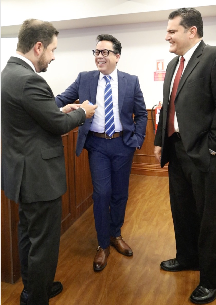 RobertoRomeroV's tweet photo. Asistí a la @USFQ_Ecuador al evento "Prevención de Lavado de Activos", organizado por @asobancos. Un espacio para reforzar el compromiso del sector financiero con la transparencia, la integridad a través de una cooperación activa entre instituciones públicas y privadas. https://t.co/GGF979Akta