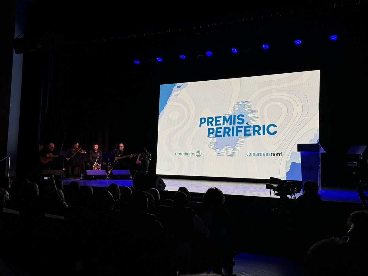 J. M. Albiac (@jmalbiac) on Twitter photo Un goig recollir el #PremiPerifèric al Millor projecte mediambiental d’Ilercavònia envoltats de tant talent, entitats, personalitats i empreses de referència.
35 anys de <a href="/gnfreixe/">Grup de Natura Freixe</a> i per mooolts més sent referents i ubicant al mapa la <a href="/reservanatsebes/">Reserva Natural de Sebes</a>
Mil gràcies <a href="/ebredigitalcat/">ebredigital</a> Un goig recollir el #PremiPerifèric al Millor projecte mediambiental d’Ilercavònia envoltats de tant talent, entitats, personalitats i empreses de referència.
35 anys de <a href="/gnfreixe/">Grup de Natura Freixe</a> i per mooolts més sent referents i ubicant al mapa la <a href="/reservanatsebes/">Reserva Natural de Sebes</a>
Mil gràcies <a href="/ebredigitalcat/">ebredigital</a>