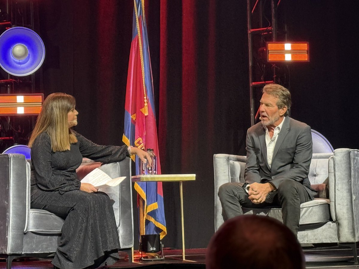 ProSportsMVP's tweet photo. Emmy &amp; Golden Globe nominee Dennis Quaid was the featured speaker at a benefit yesterday, speaking about his personal challenges in overcoming adversity. He wow’d the audience by bringing back his portrayal of Jerry Lee Lewis in the critically acclaimed film, Great Balls of Fire. https://t.co/QNkHl1JPO0