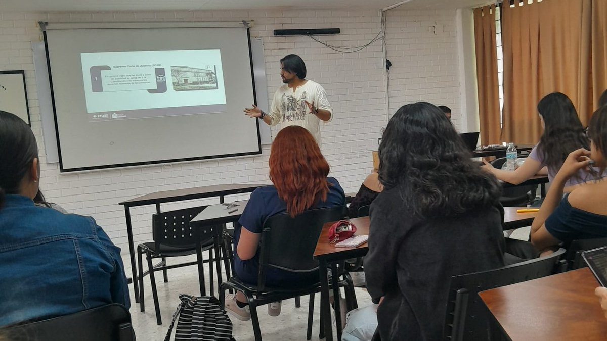 #Entérate
En el marco de las actividades de Promoción de la Participación Ciudadana, esta mañana el VCEyEC de la <a href="/04JDECoahuila/">04 Junta Distrital Ejecutiva Coahuila</a>, brindó una plática informativa con alumnos de la Facultad de Psicología de la <a href="/UAdeC/">@UAdeC</a>.