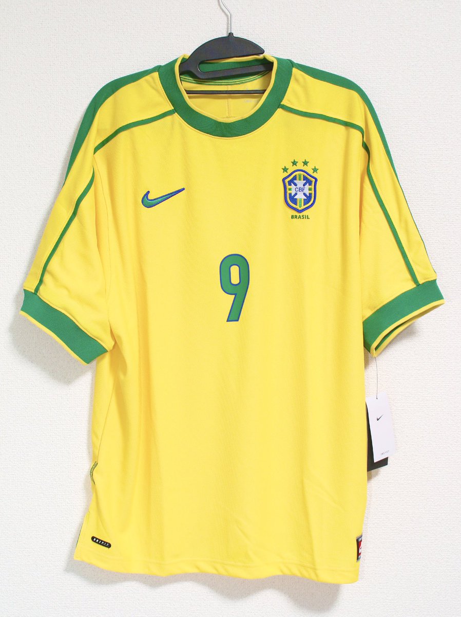 ブラジル代表98ユニフォーム2024復刻。ブラジル98はおそらくこれで2