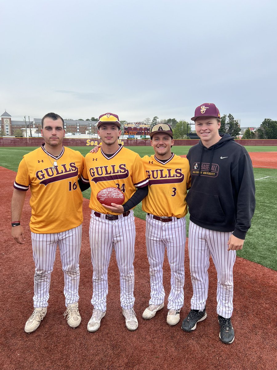Today’s 🪨 of <a href="/SalisburyBB/">Salisbury Baseball</a> victory over Virginia Wesleyan are <a href="/BenAnde96385655/">Ben Anderson</a> <a href="/Noah_Burroughs7/">Noah Burroughs</a> <a href="/maxehrhardt8/">Max Ehrhardt</a> <a href="/AidanBrinsfield/">Aidan Brinsfield</a> #GoGulls #D3Baseball <a href="/SUSeaGulls/">Salisbury Athletics</a> <a href="/Coachheenan34/">Austin Heenan, MPM</a>