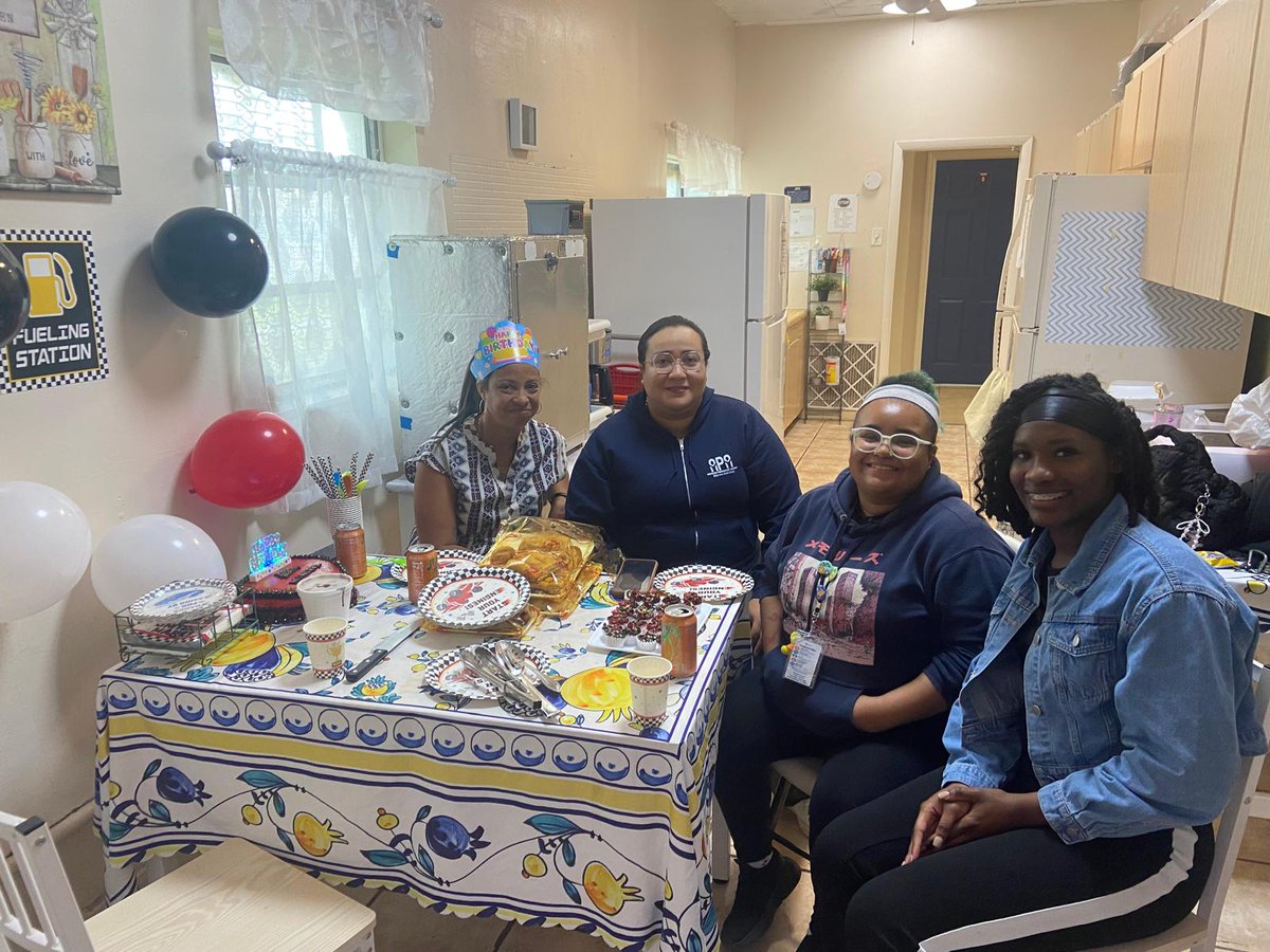 AmericanPrepA's tweet photo. Happy Birthday to two of our favorites, Miss Minerva, our amazing Office Manager, and Miss Maria Cristina, one of our wonderful teachers! 👸🏽👩🏼‍🏫 Thank you for all the love and dedication you bring. Wishing you both a joyful and special day! #HappyBirthday #ProudToBeAPA 🥳♥️ https://t.co/Ft1HNmMx03