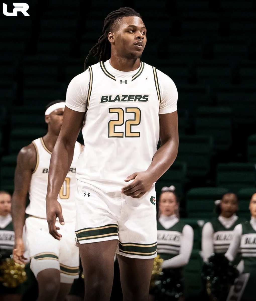 UAB forward Bradley Ezewiro tells <a href="/LeagueRDY/">League Ready</a> he’s heard from these schools since going portaling:

USC 
Washington
Oklahoma State
Rhode Island
Nevada
Saint Louis
Grand Canyon
George Mason
Fresno State
Tulsa 
Long Beach State 

He averaged 7.2PPG and 4.5RPG this season. Averaged
