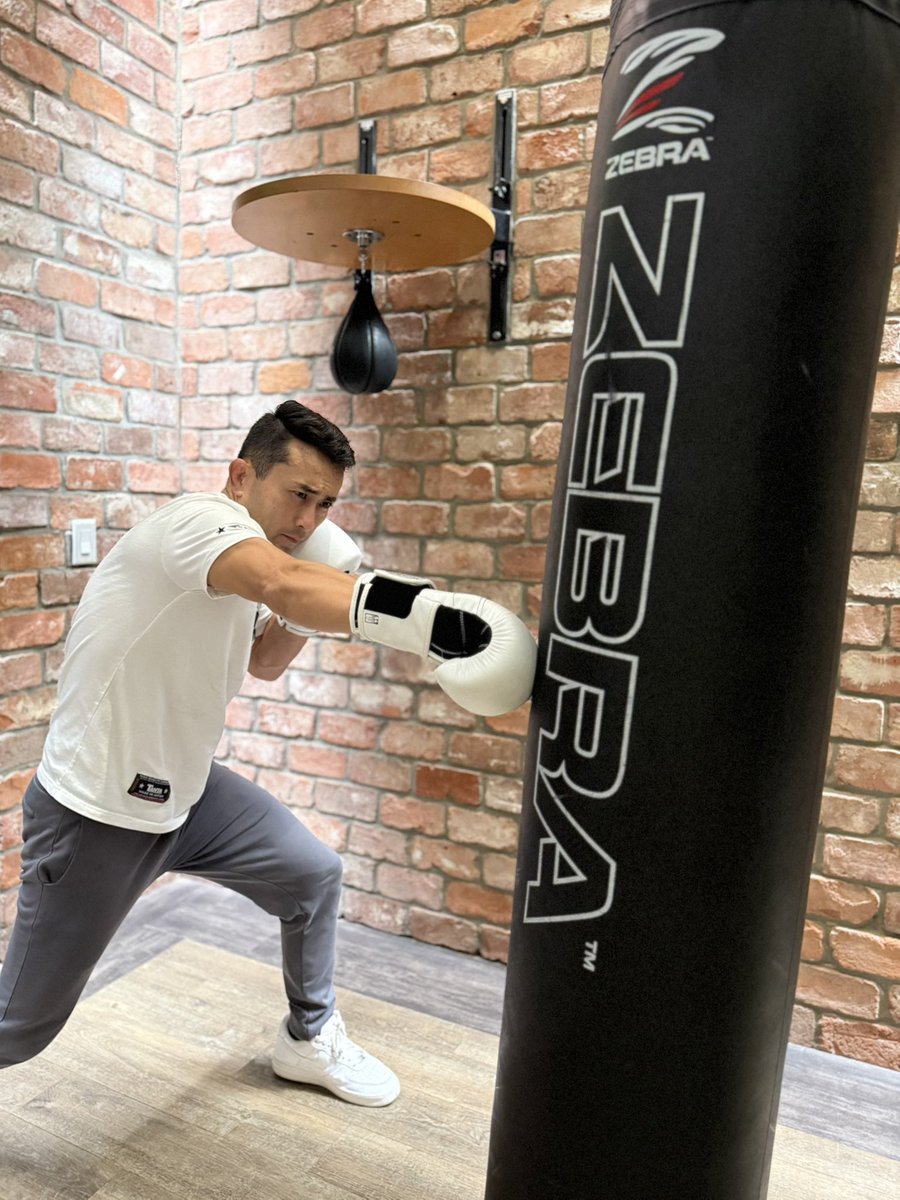 Gm!  It’s the Heavy Bag Today… 👊🏽
#boxing #martialarts