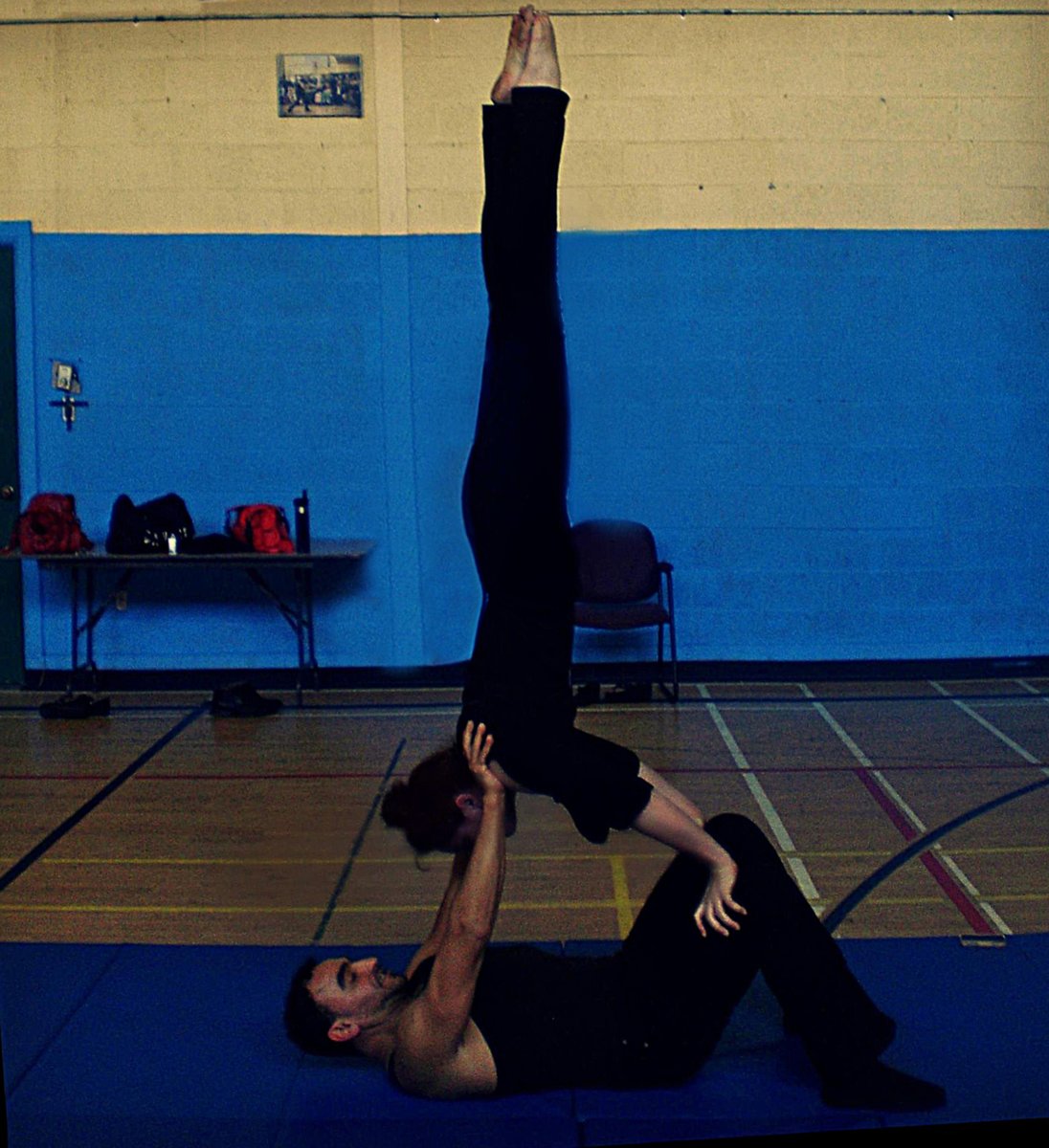 PaulaRoberts11's tweet photo. @lollaollp10321 I loved all kinds... and was involved in a baseball league growing up. And gymnastics was a great passion of mine... which has never left me. x 🤭🤗💋#Me #SaidDebbach #LeaningIn #MorningStretchesWithMyTrainer #FewYearsBack https://t.co/4BVlojfal3