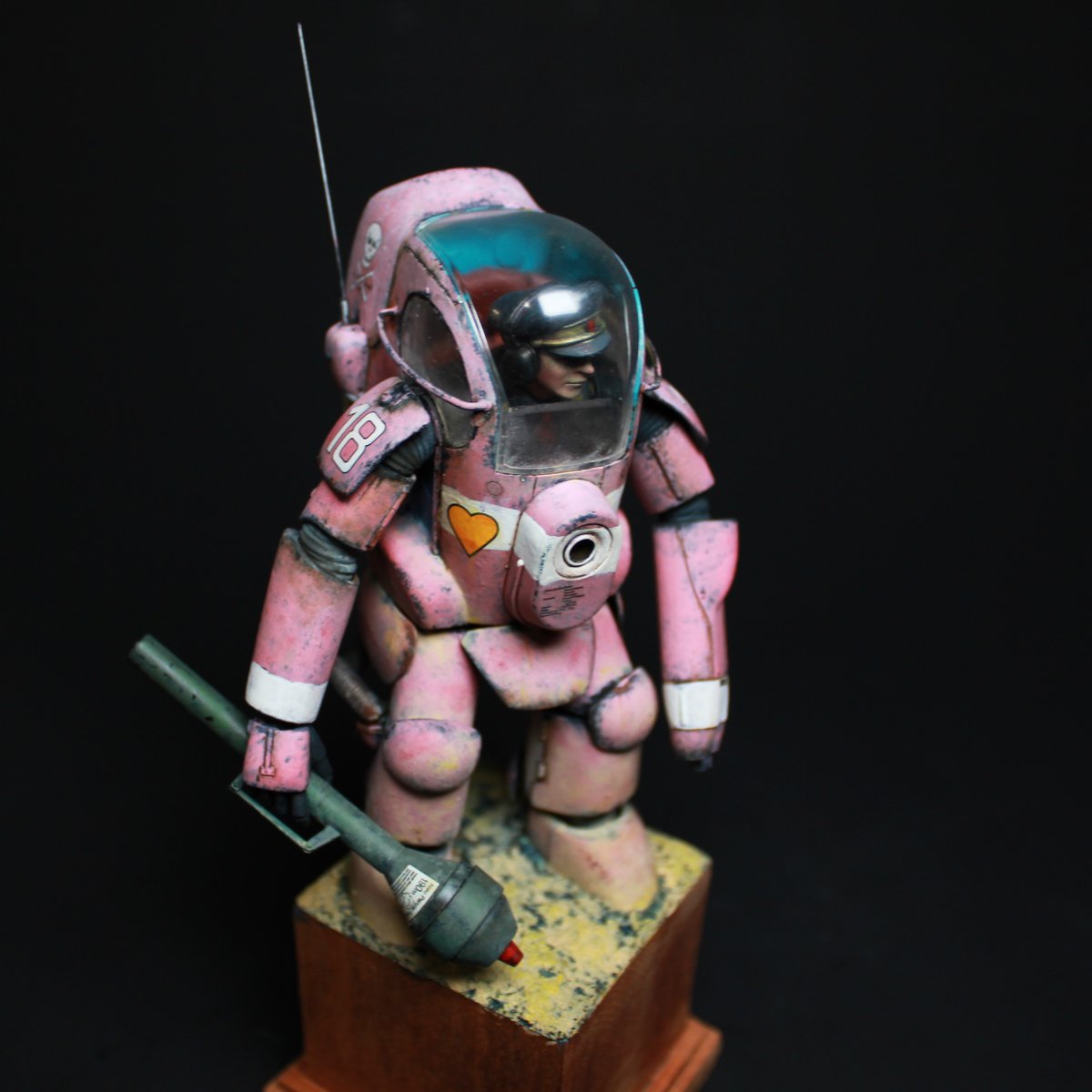 im working on getting new photos of older models ive made with my new dslr