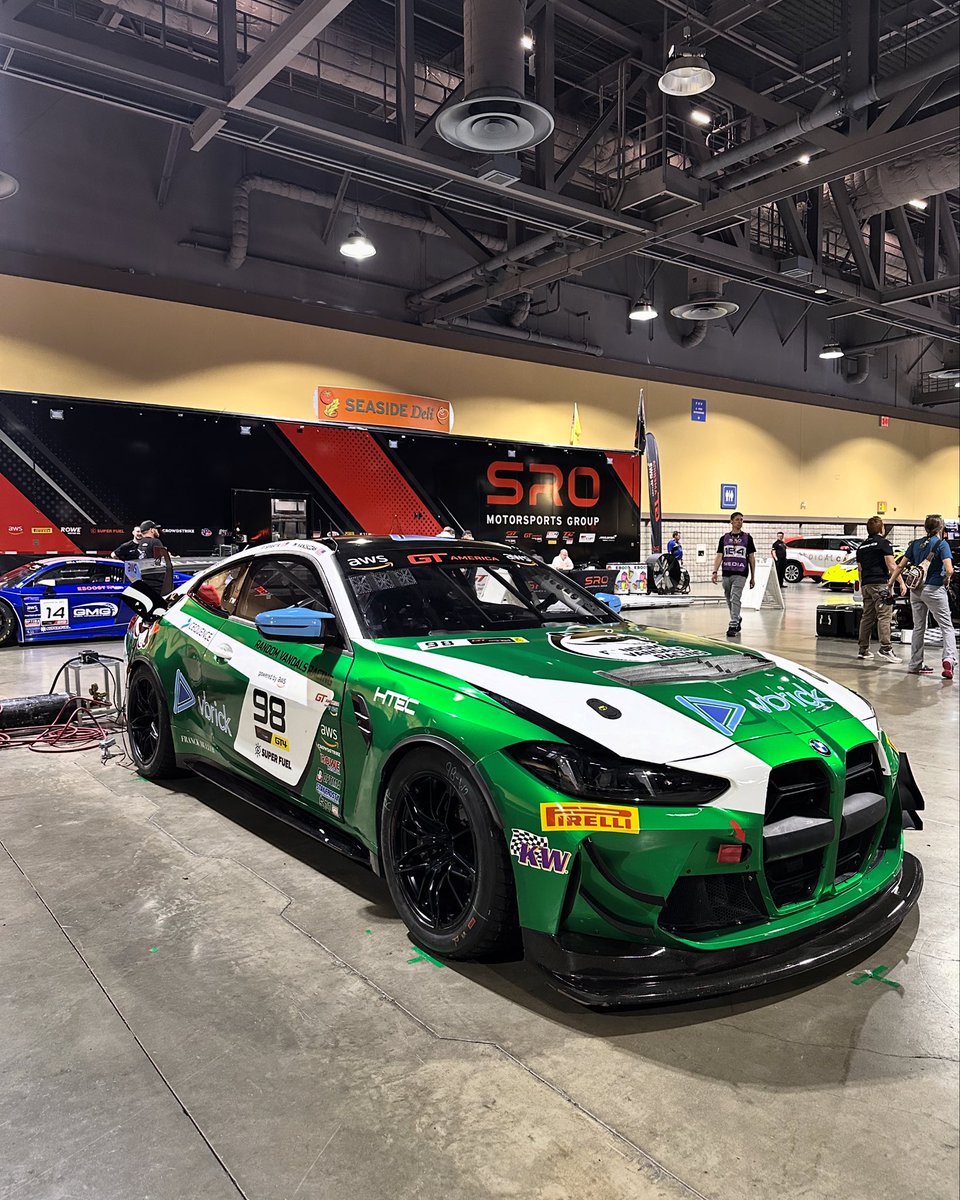 RandomVandals's tweet photo. Hello Long Beach! @PaulSparta is crossing this one off his bucket list and our raccoon squad is here for it 🦝💚

RACE 1 - Saturday at 5:20pm
RACE 2 - Sunday at 11:20am

Watch live on https://t.co/ePe8O8RJgx

#gtlongbeach #gtamerica #randomvandalsracing https://t.co/AoooISout1