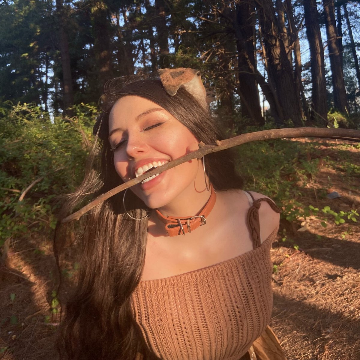 xLYCANLUNAx's tweet photo. part-time pet, full-time wild menace
#werewolfgirl #puppygirl #edmgirl #technobaby #egirl #kinkcommunity https://t.co/UtiFWkVReC