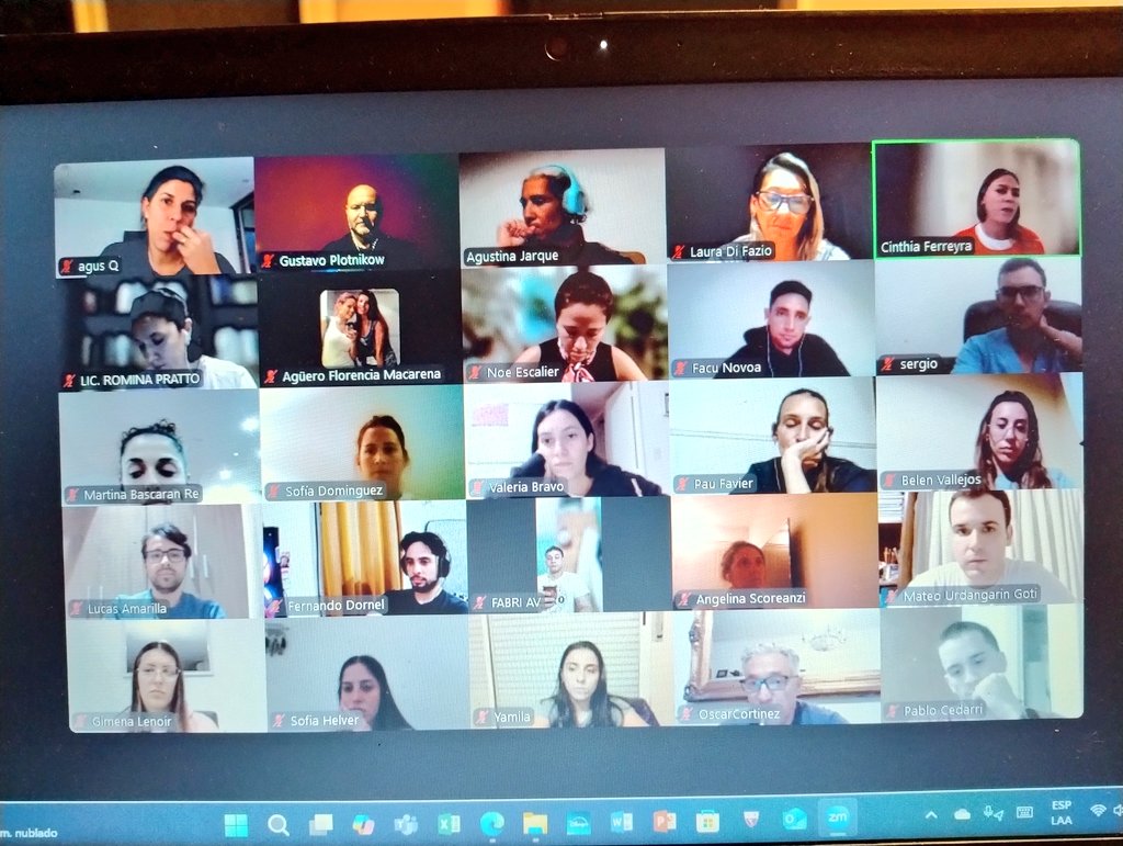 AireAR_SATI's tweet photo. #AireAr 5° año🎉🥳
@CKISATI @SATIarg 
Que lindo verl@s de nuevo! https://t.co/FU9M1UyL5y