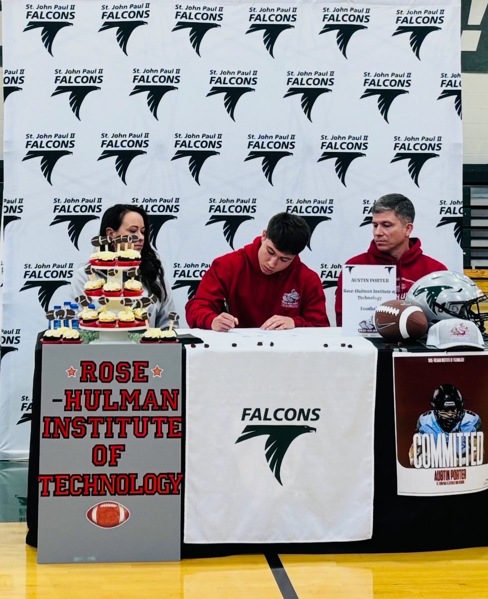 Made it official today! Can’t wait for fall camp! <a href="/RoseHulmanFB/">Rose-Hulman Football</a> <a href="/CoachSokolRHIT/">Jeff Sokol</a> <a href="/CoachSkibba/">Lucas Skibba</a> <a href="/CoachMas_35/">Jalen Masden</a>