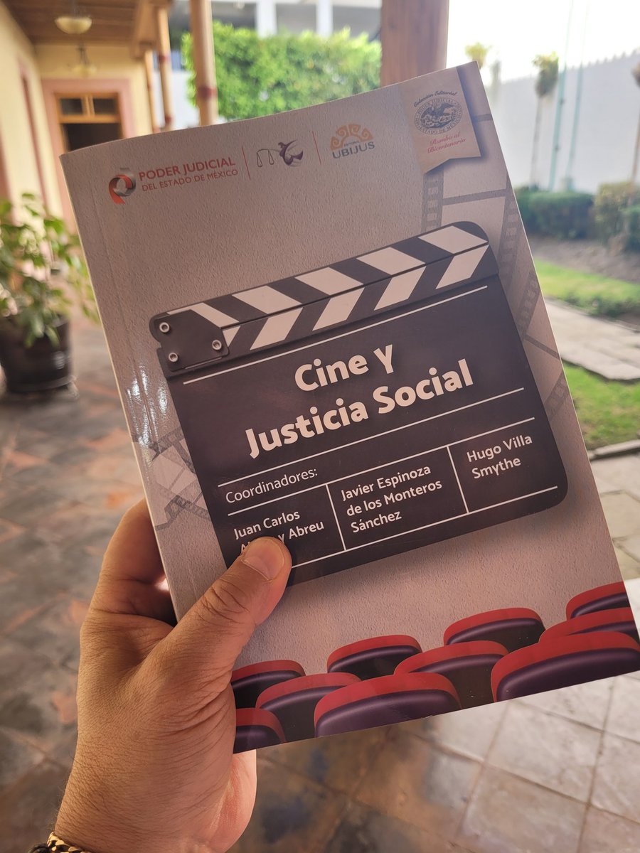 AbreuyAbreuJC1's tweet photo. Novedad editorial del @PJEdomex 
《 Cine y justicia social 》

Nos damos cita, en esta bellísima edición, académicos de América Latina para identificar en el cine una herramienta para la reflexión y la crítica a la impartición de justicia. https://t.co/3mvi1oVt51
