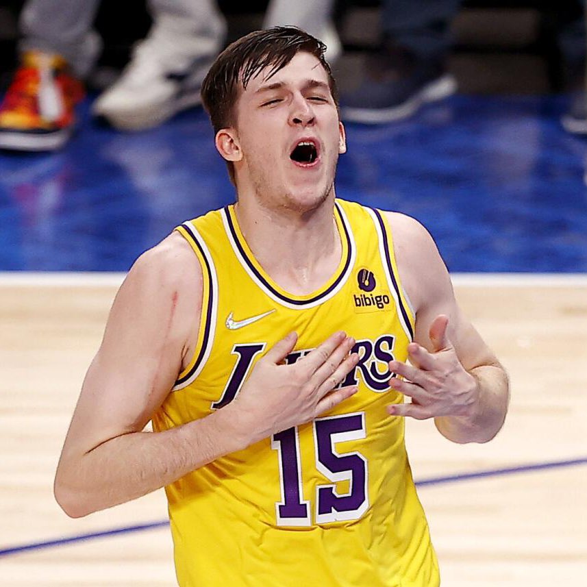 Legion Hoops (@legionhoops) on Twitter photo Austin Reaves:
“You know, as a white guy in the NBA, I sometimes look at white players and I'm like, ‘They're not very good’ so it's a stigma that I think is real.”
(via <a href="/mcten/">Dave McMenamin</a>, h/t <a href="/RTNBA/">NBA Retweet</a>) Austin Reaves:
“You know, as a white guy in the NBA, I sometimes look at white players and I'm like, ‘They're not very good’ so it's a stigma that I think is real.”
(via <a href="/mcten/">Dave McMenamin</a>, h/t <a href="/RTNBA/">NBA Retweet</a>)