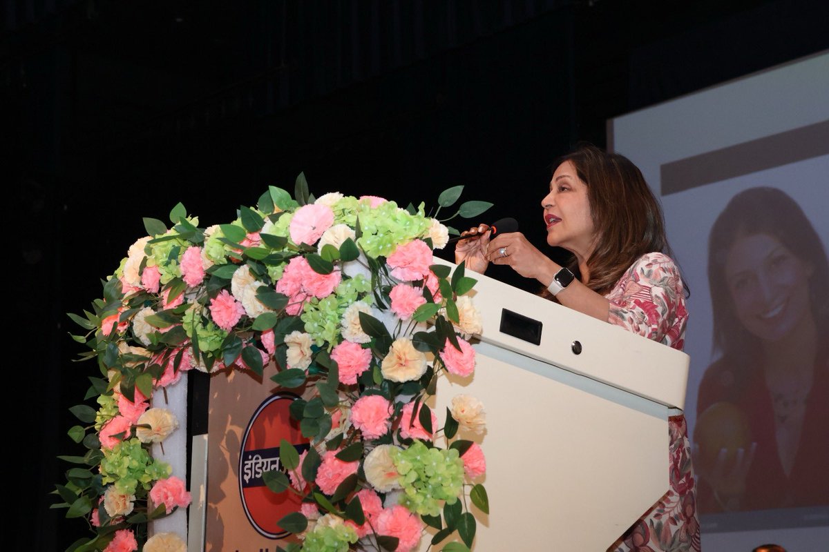 Hema Malini (@dreamgirlhema) on Twitter photo Empowering Women, Enriching Society!
300 women from 18 villages of #Mathura trained as "Sehat Saheli" under <a href="/IndianOilcl/">Indian Oil Corp Ltd</a> CSR initiative WoHA (Women Health Ambassador)..A heart warming experience for all..@Dirpl_iocl@shaitiwa
<a href="/sanmatindia/">Sanmat (Sri Someswar Nath Mahadev Trust)</a>
#WomenEmpowerment #NariShakti Empowering Women, Enriching Society!
300 women from 18 villages of #Mathura trained as "Sehat Saheli" under <a href="/IndianOilcl/">Indian Oil Corp Ltd</a> CSR initiative WoHA (Women Health Ambassador)..A heart warming experience for all..@Dirpl_iocl@shaitiwa
<a href="/sanmatindia/">Sanmat (Sri Someswar Nath Mahadev Trust)</a>
#WomenEmpowerment #NariShakti