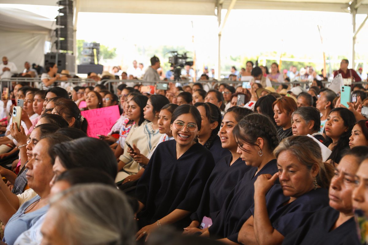 Finanzas_Mor's tweet photo. Honrar la memoria de Emiliano Zapata Salazar, reconociendo el papel del agrarismo en la historia de México, así como la participación activad de las mujeres en el campo y la política es un acto de justicia social. 

#LaTierraQueNosUne https://t.co/xZ41PxXGwz