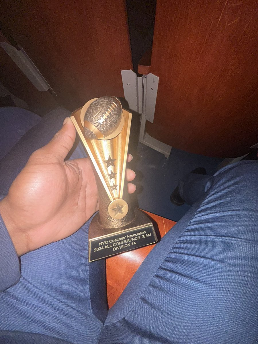 JadenJohnson70's tweet photo. Thank You @CITYGRINDSPORTS for the All-City and All-Conference Reward https://t.co/00RM7sEbNm