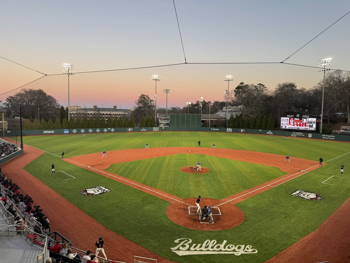 MKaminskiMusic's tweet photo. Looking forward to this weekend’s series at Foley Field. #UGAbaseball https://t.co/sLMZdnFcU0
