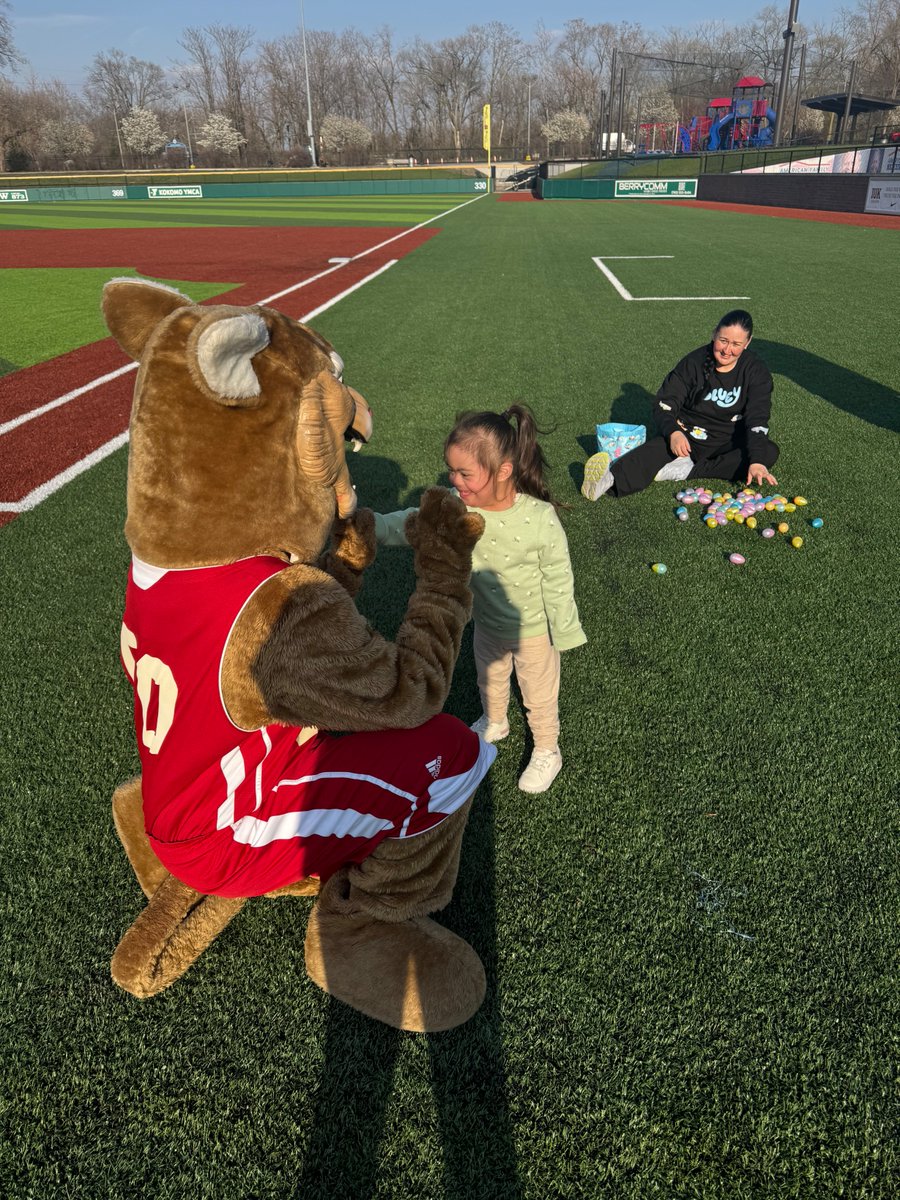 IU Kokomo SAAC (@iuksaac) on Twitter photo Awesome opportunity to work with the Kokomo Parks & Recreation Department on their π
ππππ ππππ Adaptive Egg Hunt!
#RollCougs x <a href="/IUKAthletics/">IU Kokomo Athletics</a> Awesome opportunity to work with the Kokomo Parks & Recreation Department on their π
ππππ ππππ Adaptive Egg Hunt!
#RollCougs x <a href="/IUKAthletics/">IU Kokomo Athletics</a>
