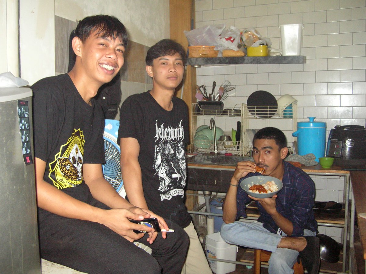 Yang Maha Eka tweet media
