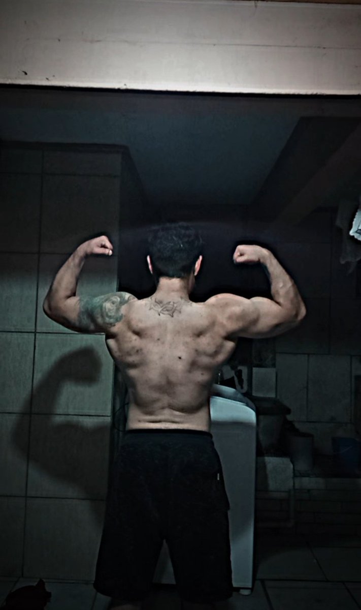 Robenzeta_'s tweet photo. Transmutação em andamento...

#Fitness #Motivation #Treino #ShapePerfeito #VidaSaudável #Musculação https://t.co/Mcc44nUNzF