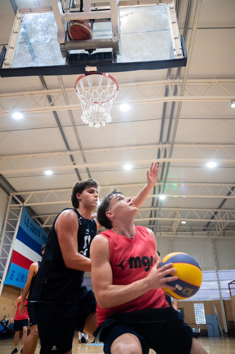 ☑️ Primer Torneo 3x3 2025 - Concentración Selección Uruguaya U17 Masculino y Femenino
🏆 @fiba3x3

🇺🇾 #SomosEquipoSomosUruguay