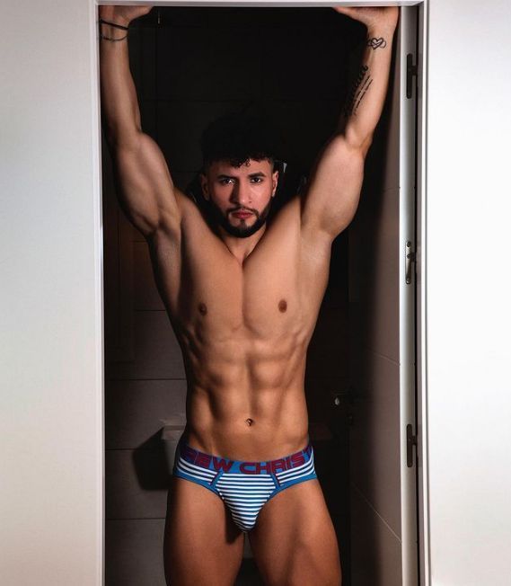 🌸 Dale la bienvenida a la primavera con estilo (y descuento).
$25 OFF al gastar $100 o más.
Solo usa: 100GET25OFF
🛍️ Disponible en: AndrewChristian.com
Condiciones aquí: andrewchristian.com/pages/discount…