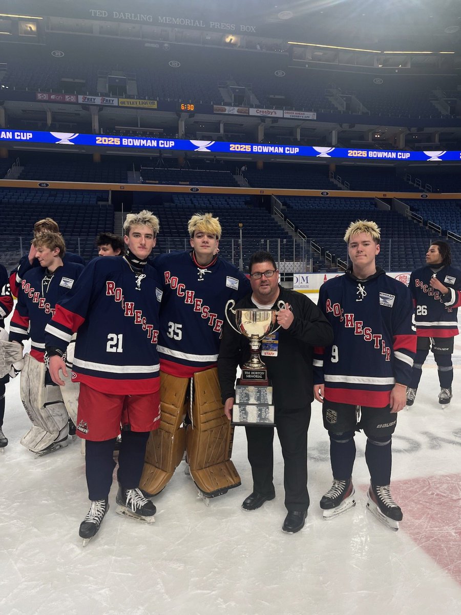 HiltonHockey's tweet image. Juniors Hunter Huttemann, Lennon Suplicki &amp;amp; Cam Stewart with Head Coach Chris Monfiletto after Rochester&apos;s win over Buffalo in the 2025 Bowman Cup! #SectionV #Cadets #WeAreHilton🍎