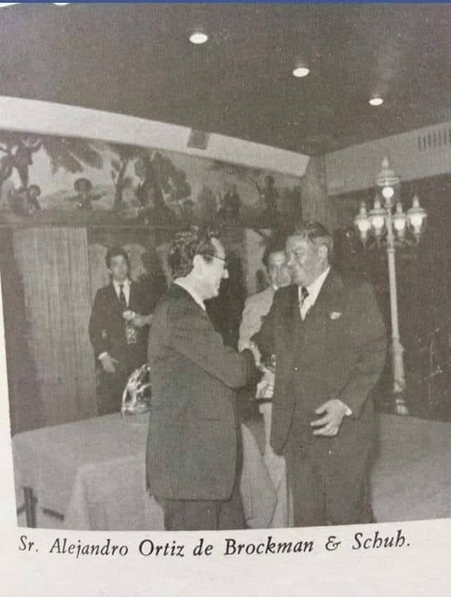 ortizpadilla's tweet photo. Mi entrevista exclusiva para @ElAsegurador 
Brockman y Schuh 
La Empresa que cambió y evolucionó el seguro privado en México y Latinoamérica.
Mi Padre uno de sus fundadores ❤️ https://t.co/FxXZCwEhMw