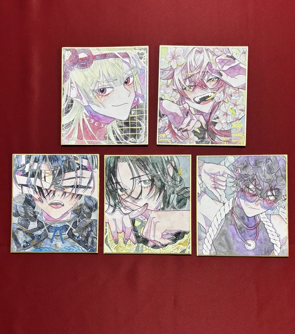ミニ色紙、こんなに揃うと思わなかった!!!
右下の子はまだ途中☝🏻 