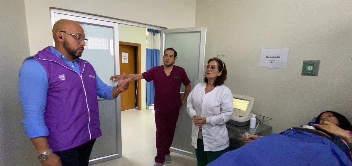 Salud_Guayas's tweet photo. #MSPEnTerritorio | Nuestro coordinador Zonal, Fernando Ojeda, realizó un recorrido técnico en el Centro de @Salud_Ec Tipo C #OramasGonzález en #Durán, verificando la calidad de atención a los usuarios y el correcto funcionamiento de servicios e instalaciones.

#ElNuevoEcuador https://t.co/L4oTKrzuwr