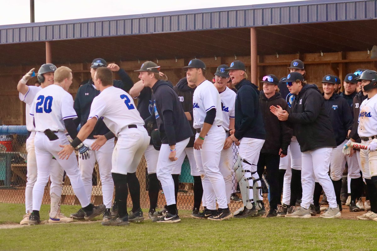 DMACC BB Jake Espeland HR!
📷 <a href="/JakeEspe31/">Jake Espeland</a> <a href="/DMACCBaseball/">DMACC Baseball</a>