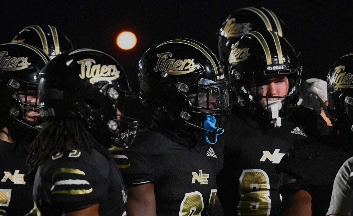 BIG_PAUL54's tweet image. After a great conversation with @coach_stigers I’m blessed to receive an offer from Northeast CC🖤💛
 @coachbrown05 @CoachJBGuy @BHSDevilFB