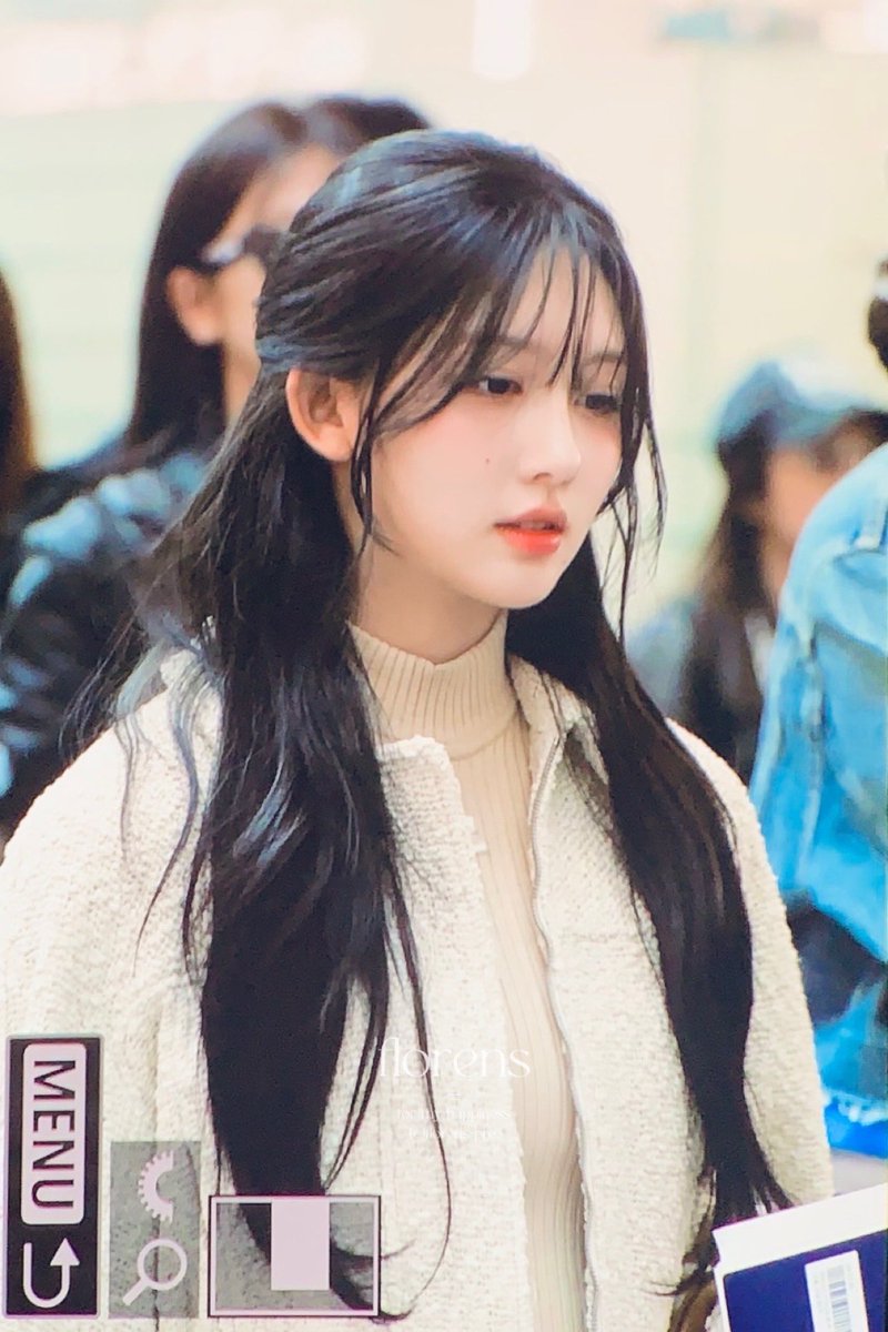 florens924_'s tweet photo. 250411 #아이브 #가을 https://t.co/jh9u9oGGLZ
